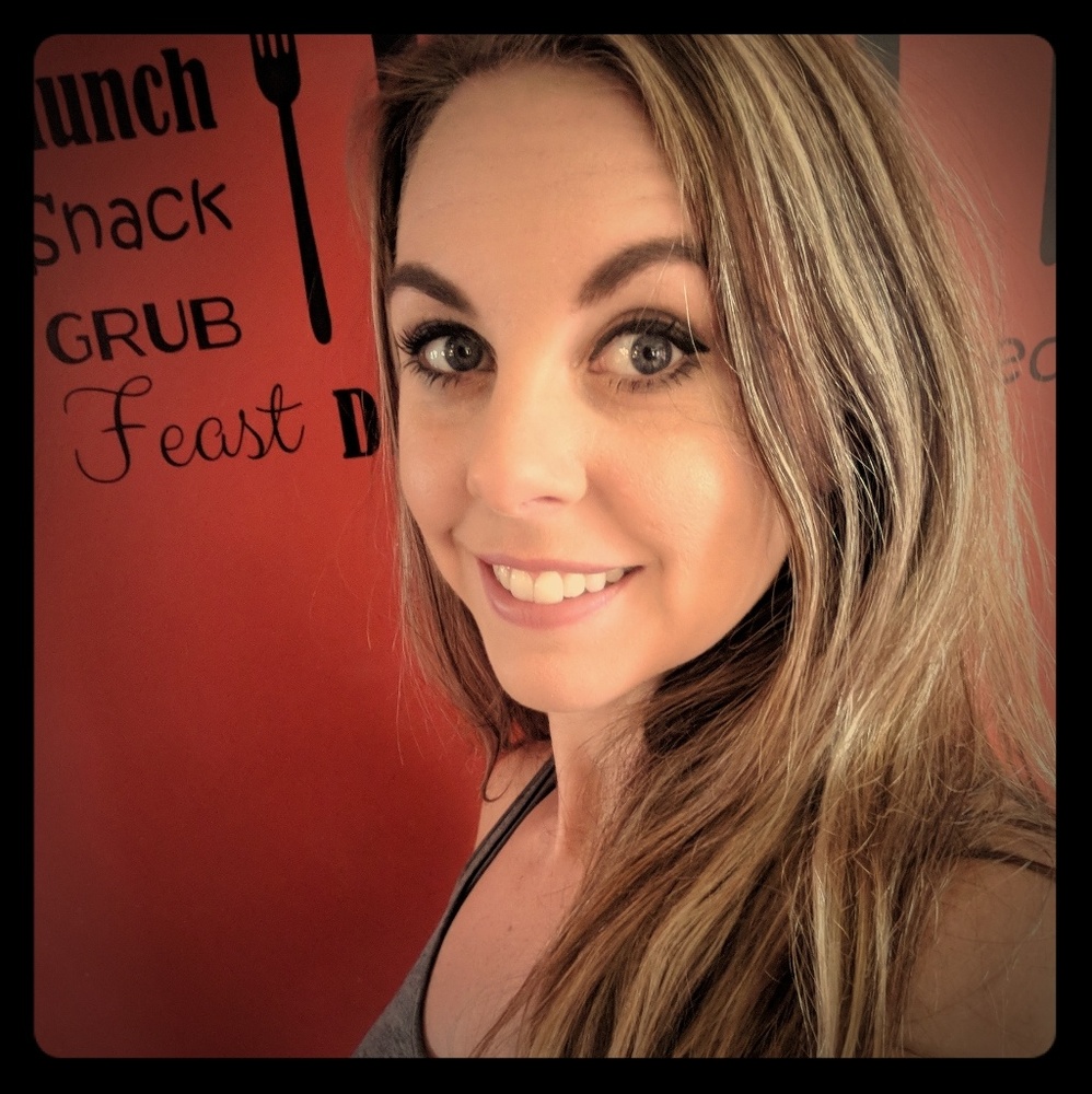 Meet your Posher, Shana